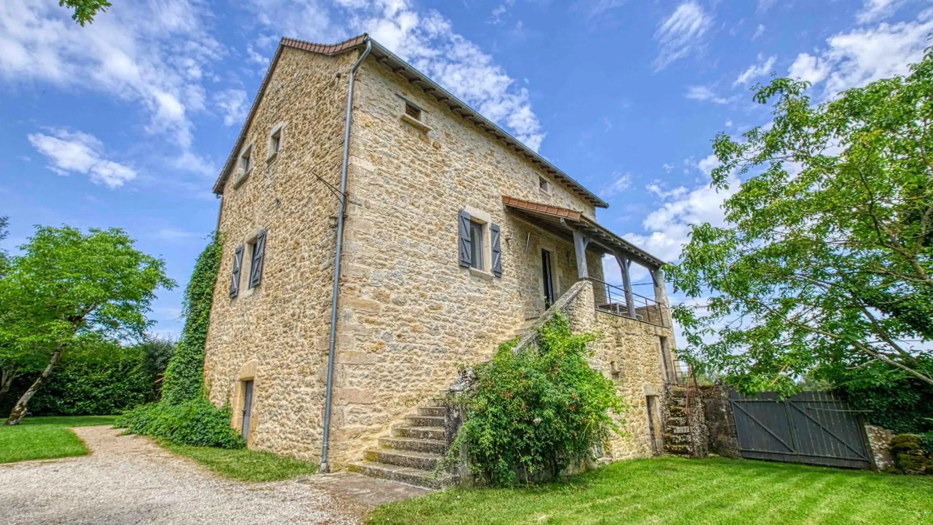 Gite De Bervic Avec Piscine Sainte-Croix